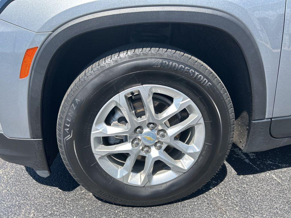 used 2023 Chevrolet Traverse car, priced at $31,210