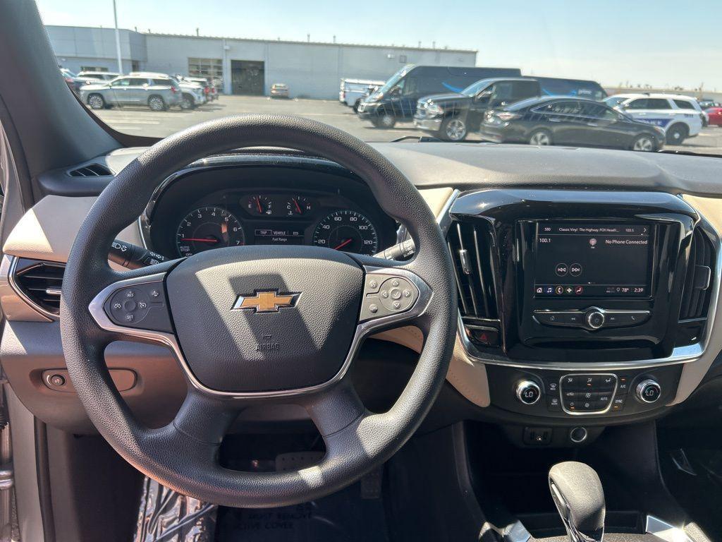 used 2023 Chevrolet Traverse car, priced at $31,210