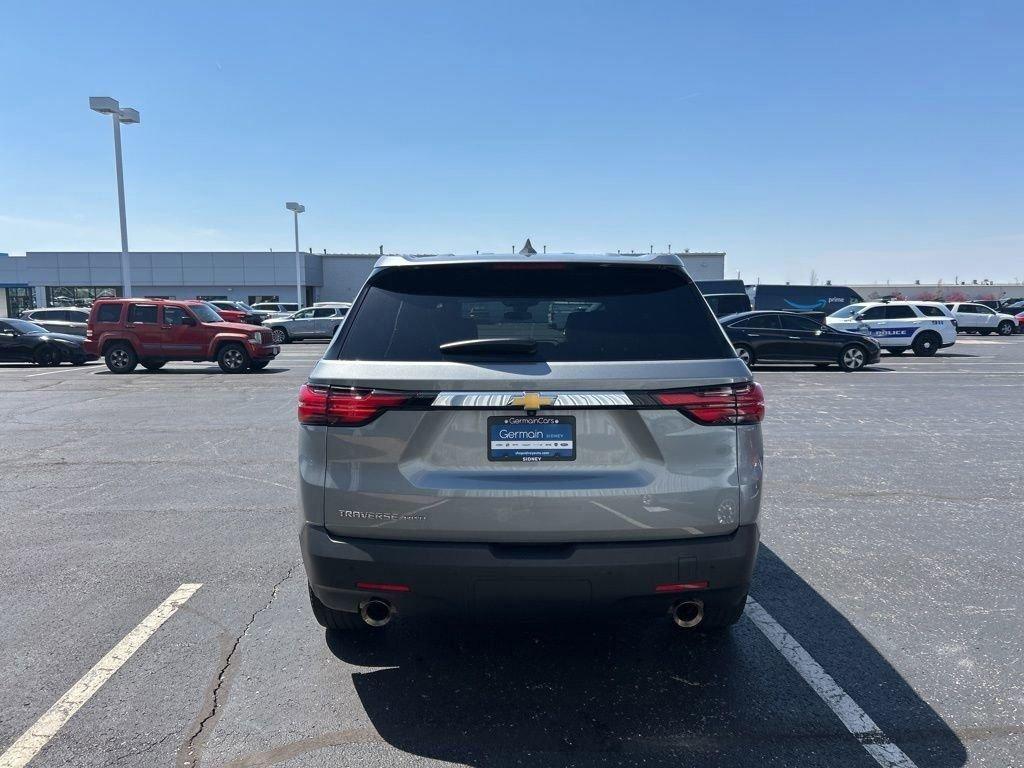 used 2023 Chevrolet Traverse car, priced at $31,893
