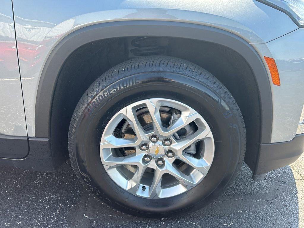 used 2023 Chevrolet Traverse car, priced at $31,893