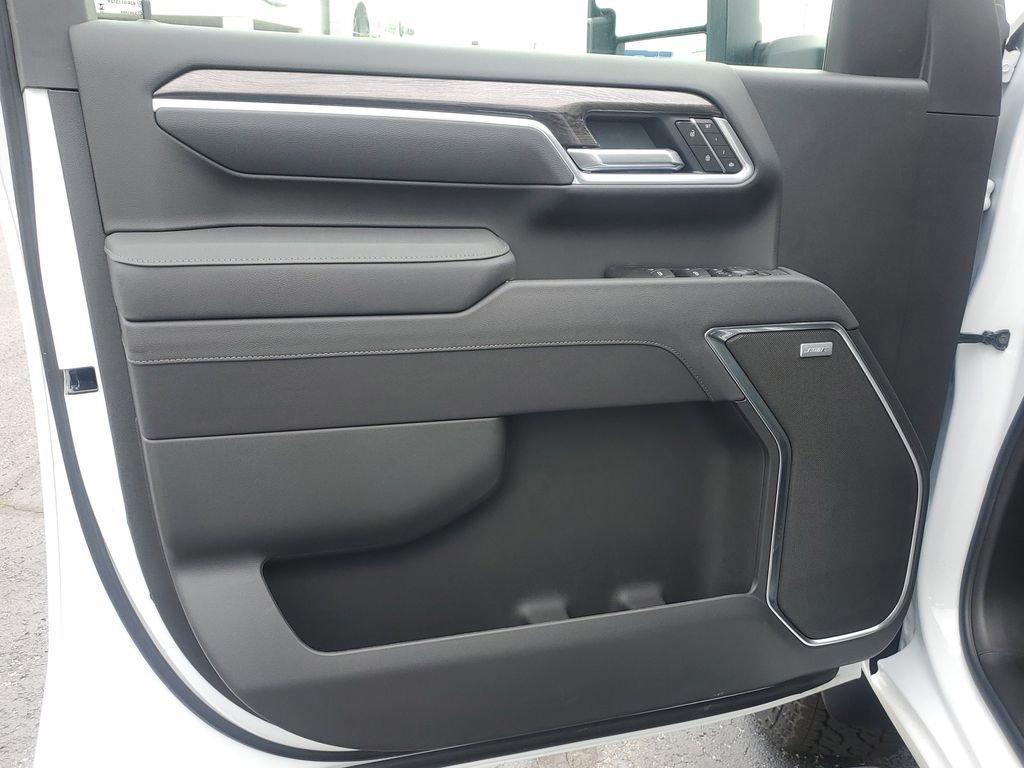 new 2025 Chevrolet Silverado 2500 car, priced at $72,255