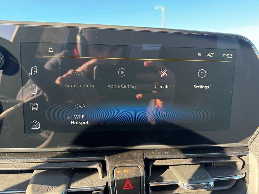 new 2025 Chevrolet TrailBlazer car, priced at $29,220