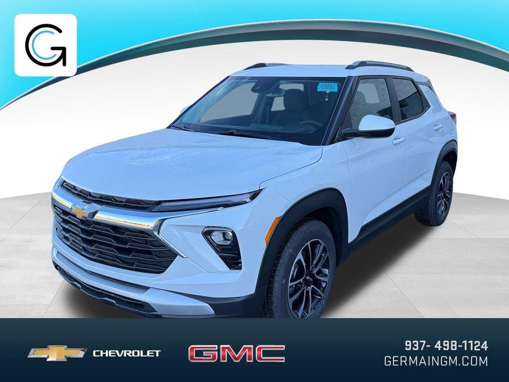 new 2025 Chevrolet TrailBlazer car, priced at $28,420