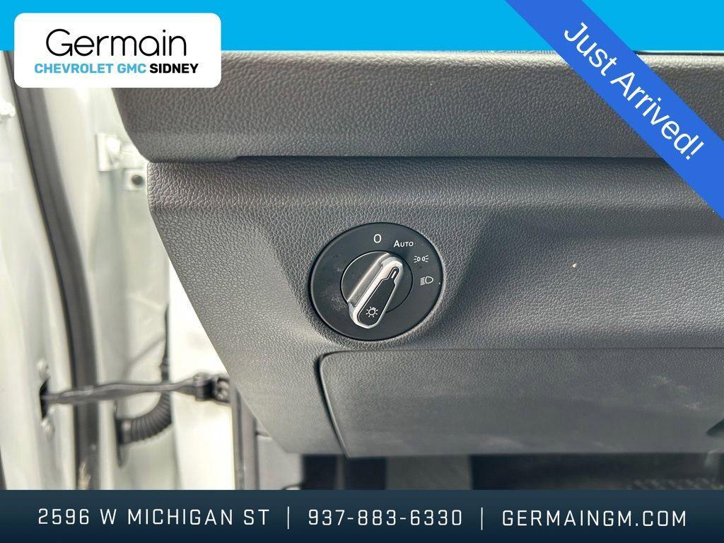 used 2024 Volkswagen Jetta car, priced at $22,334