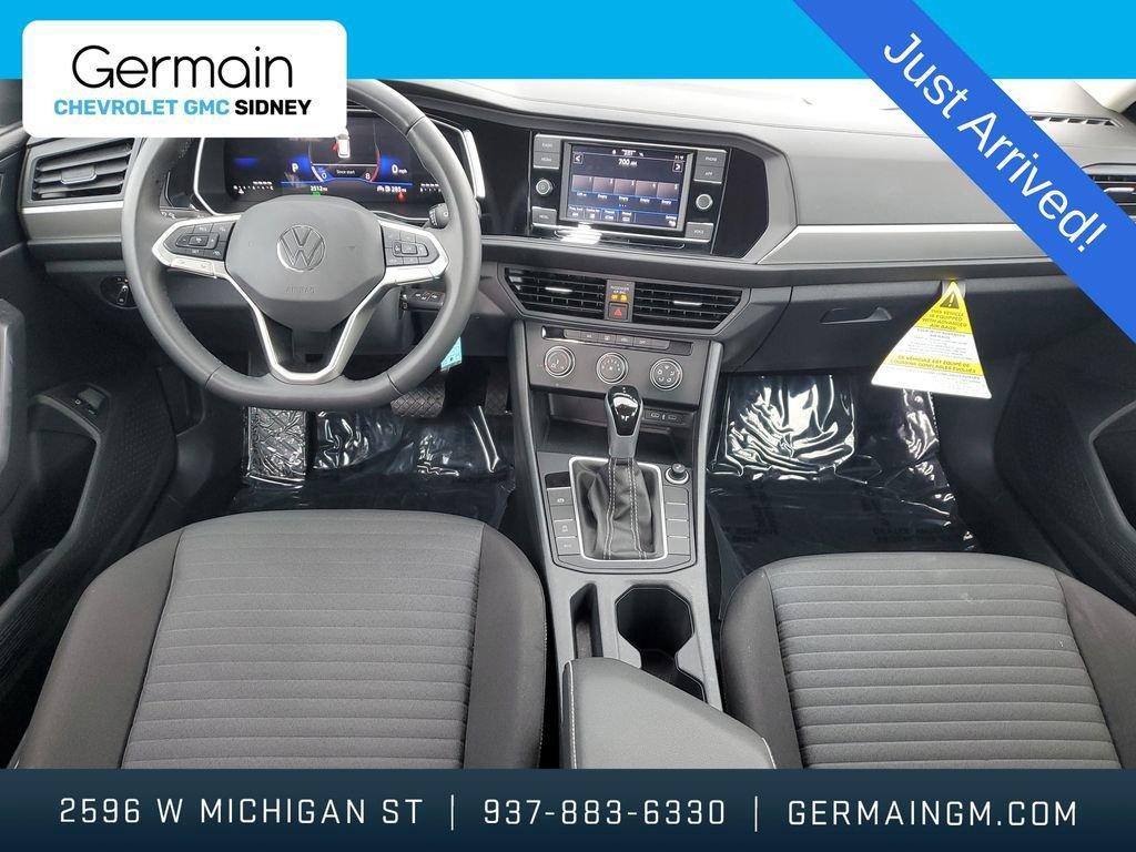 used 2024 Volkswagen Jetta car, priced at $22,334