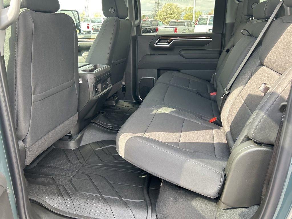 new 2025 Chevrolet Silverado 2500 car, priced at $66,555