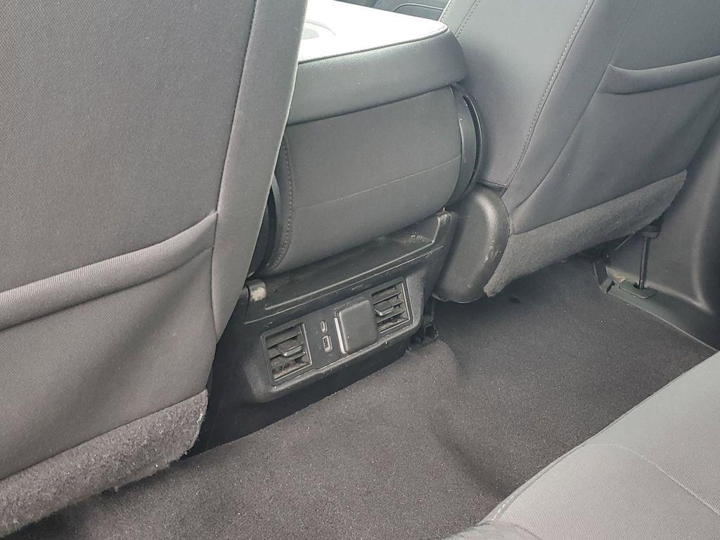 used 2022 Chevrolet Silverado 1500 car, priced at $35,490
