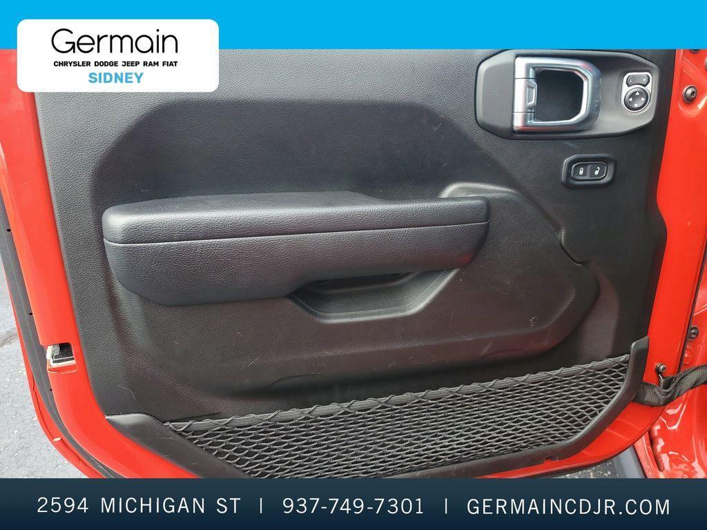 used 2023 Jeep Gladiator car, priced at $40,669