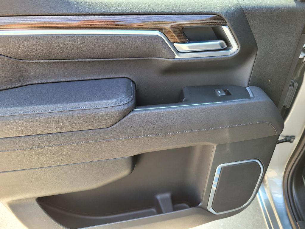 new 2025 Chevrolet Silverado 1500 car, priced at $48,295