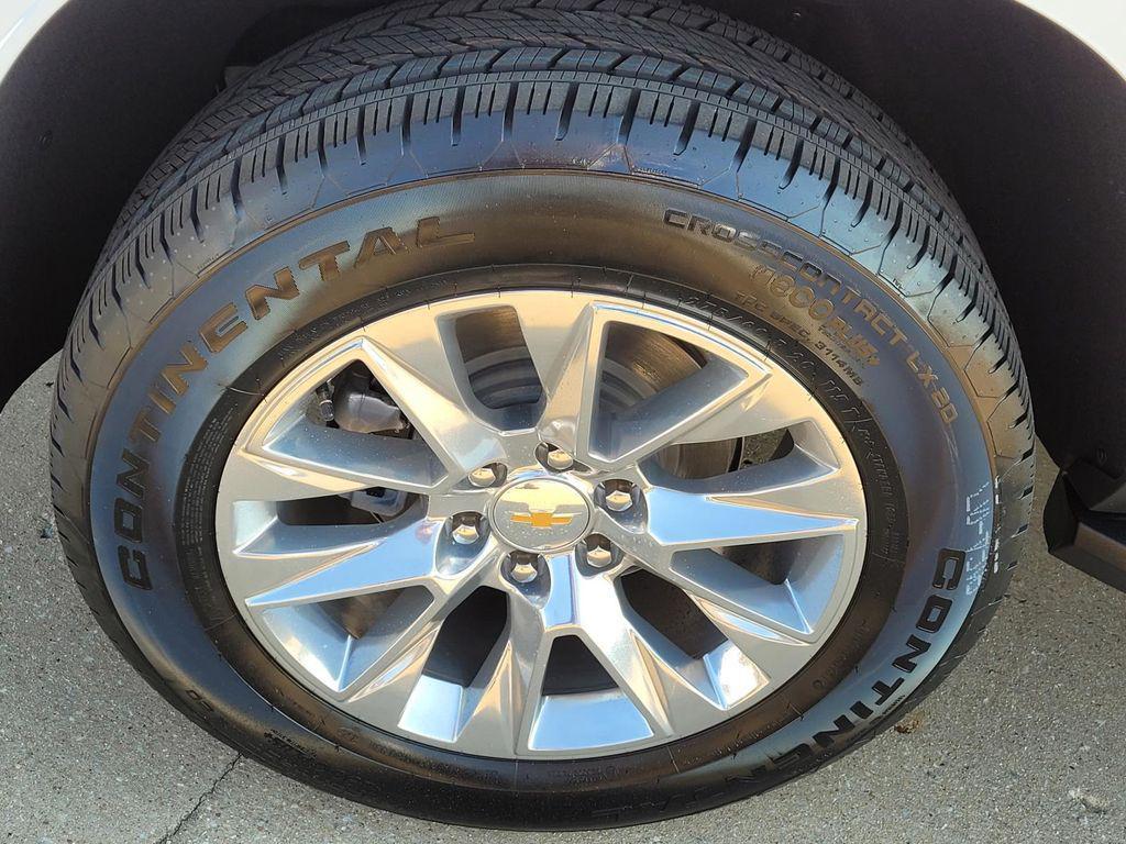 new 2026 Chevrolet Suburban car, priced at $79,359