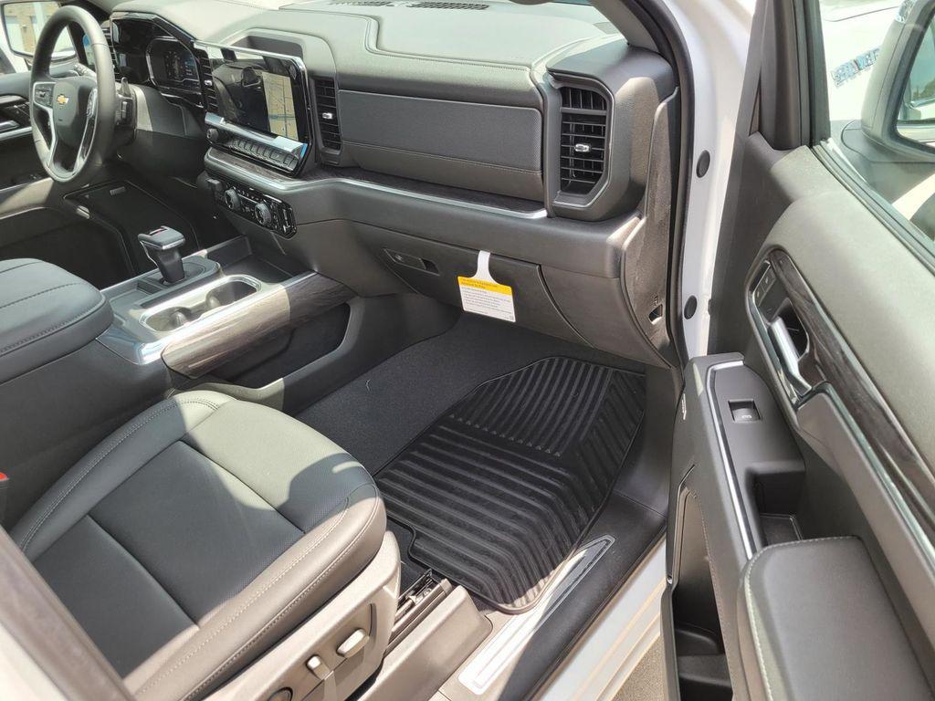 new 2025 Chevrolet Silverado 1500 car, priced at $49,190