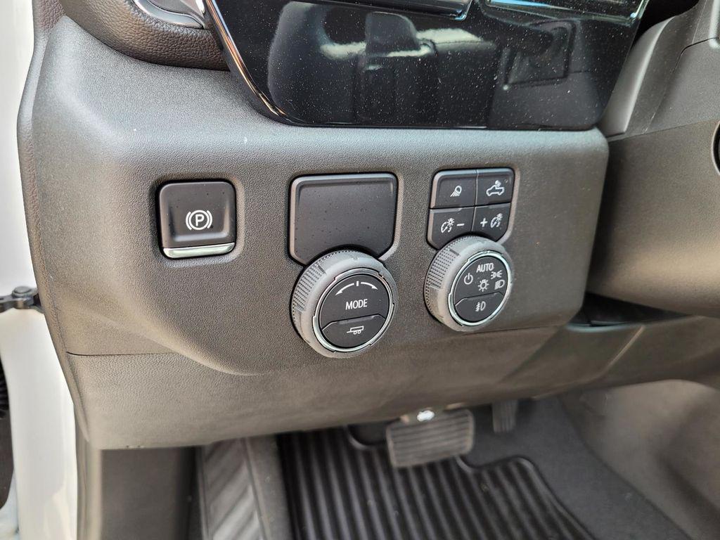 new 2025 Chevrolet Silverado 1500 car, priced at $49,190