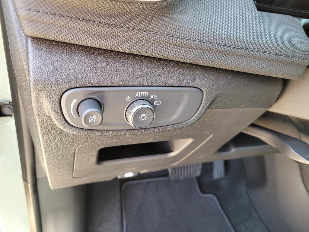 new 2026 Chevrolet TrailBlazer car, priced at $23,680