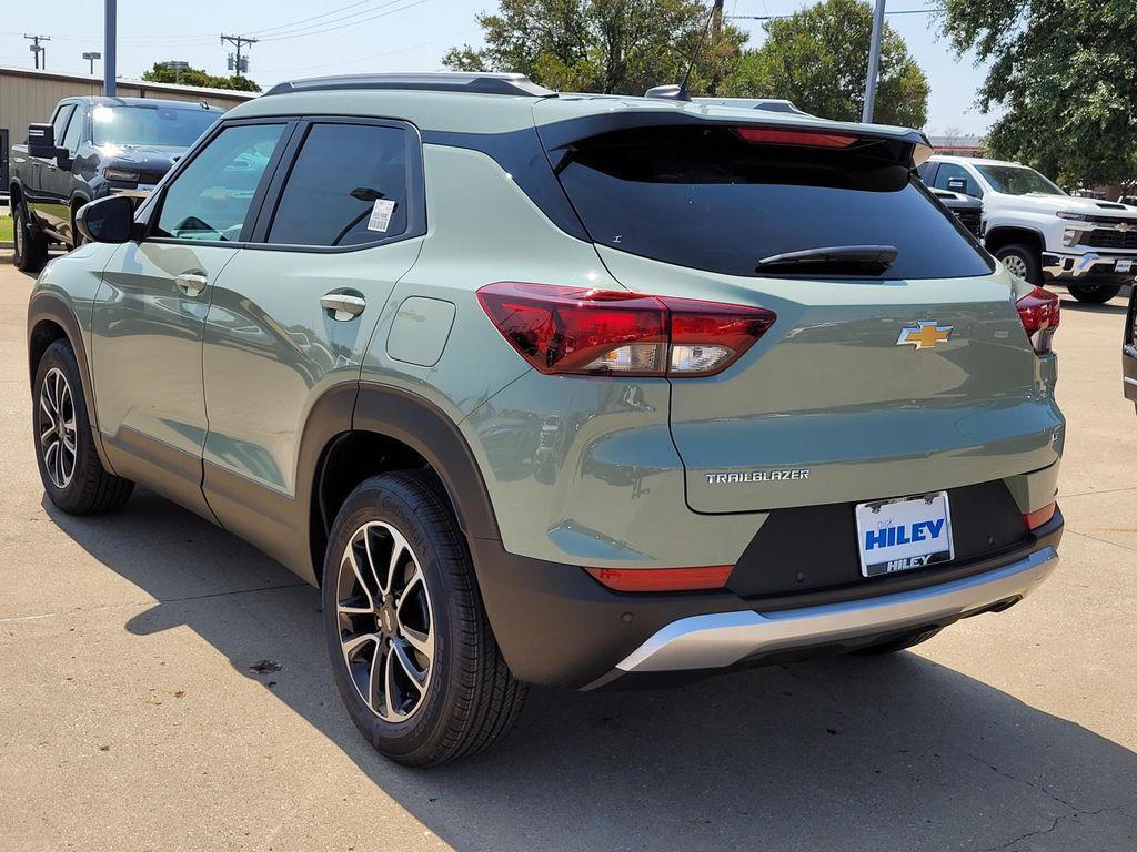 new 2026 Chevrolet TrailBlazer car, priced at $23,680
