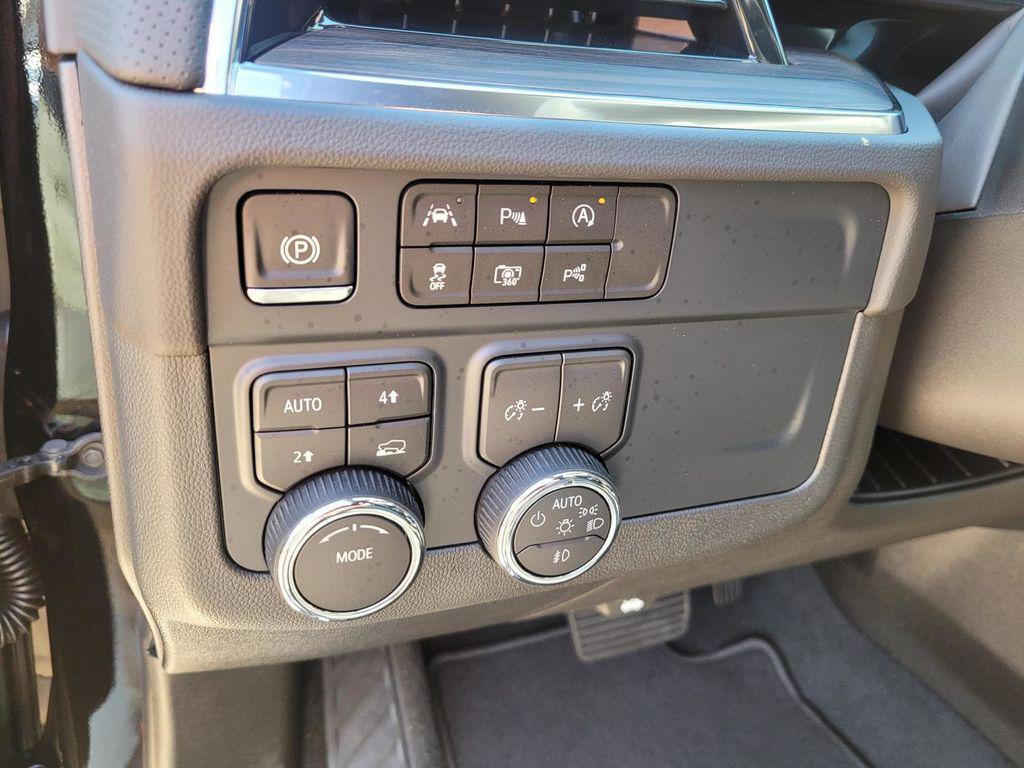 new 2025 Chevrolet Tahoe car, priced at $69,495