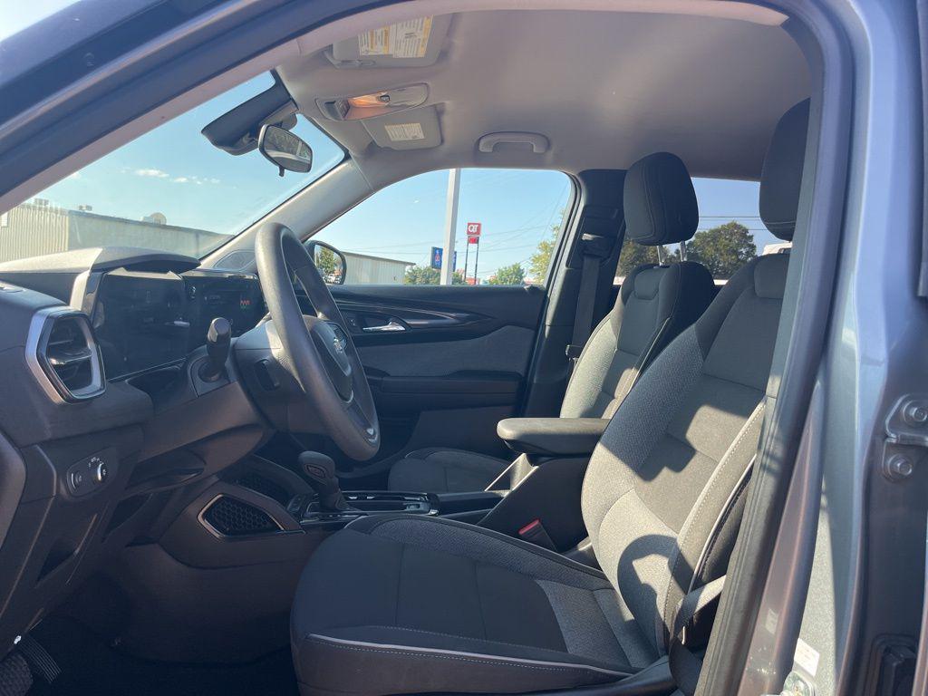 used 2024 Chevrolet TrailBlazer car, priced at $21,462
