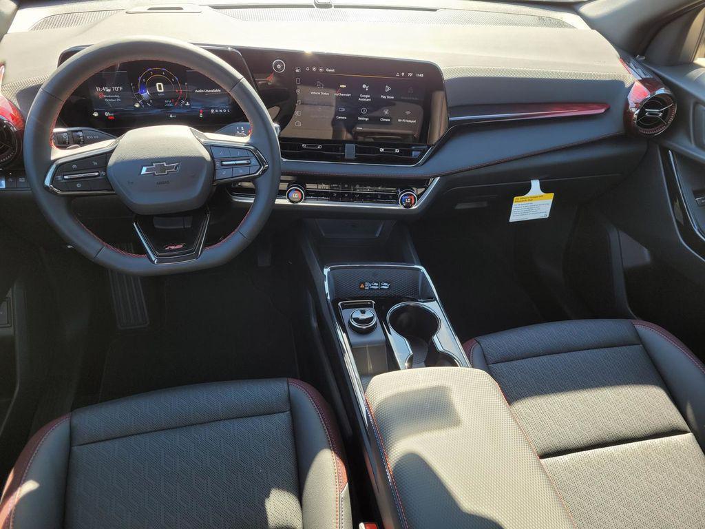 new 2026 Chevrolet Equinox car, priced at $32,895