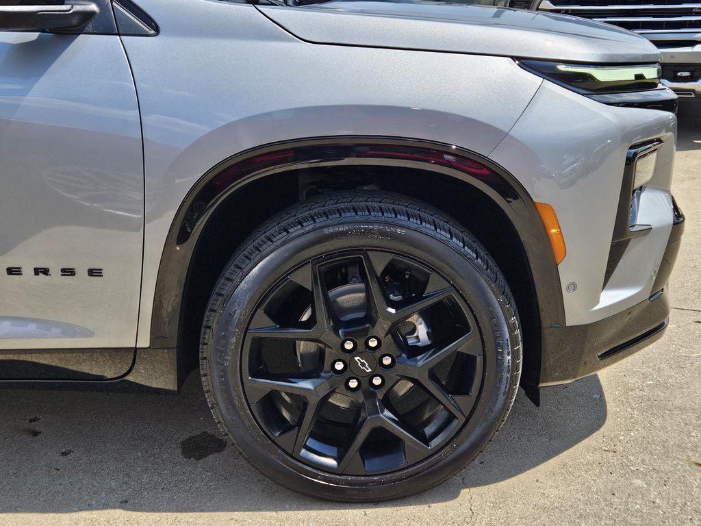 new 2026 Chevrolet Traverse car, priced at $55,855