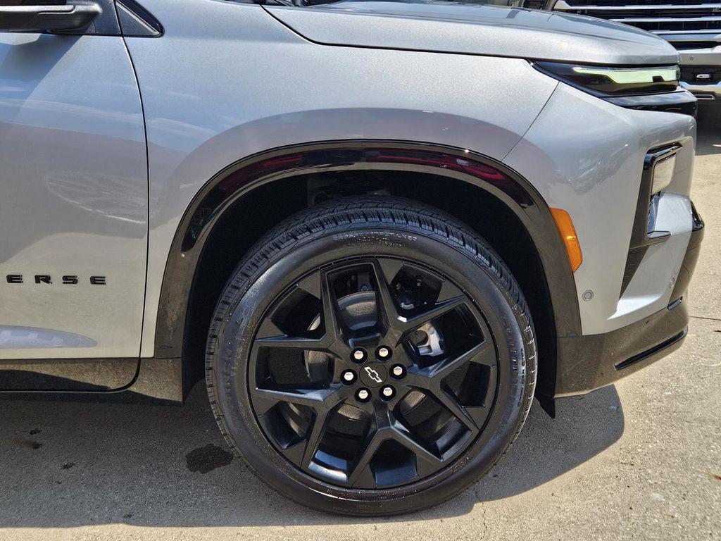 new 2026 Chevrolet Traverse car, priced at $54,746