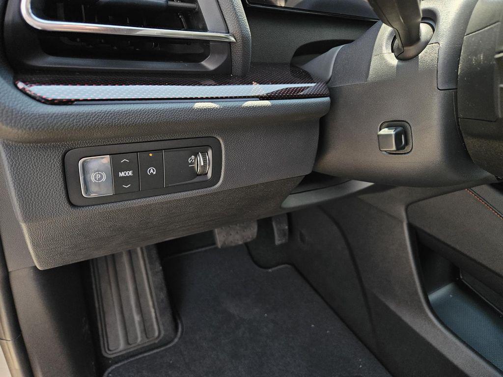 new 2026 Chevrolet Traverse car, priced at $55,855