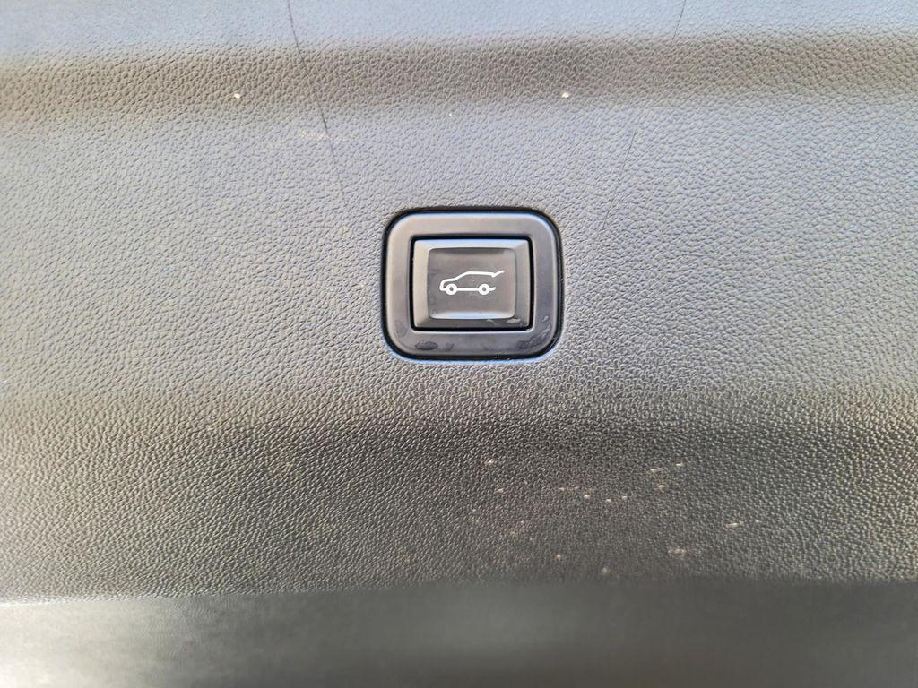 used 2021 GMC Yukon car, priced at $46,998