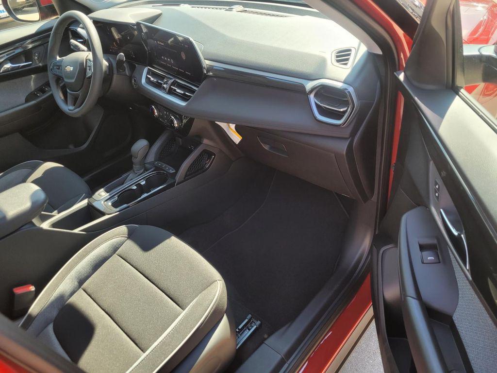 new 2026 Chevrolet TrailBlazer car, priced at $24,180