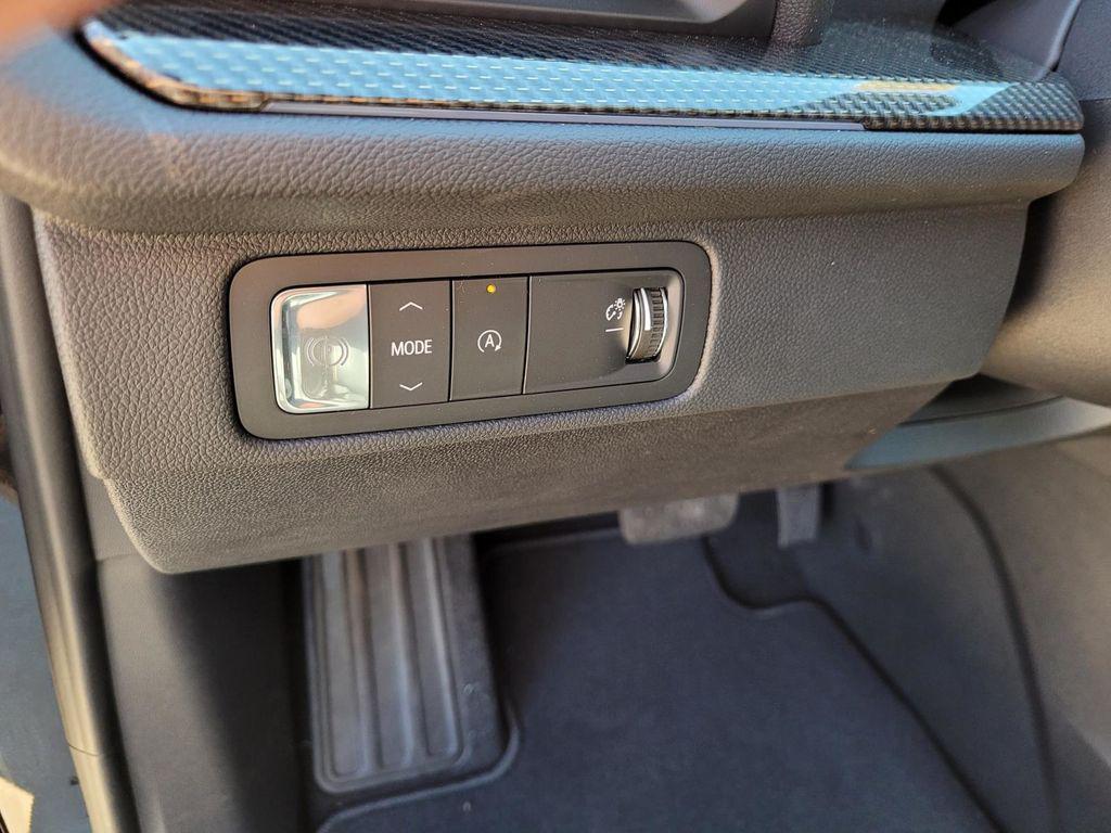 new 2026 Chevrolet Traverse car, priced at $54,460