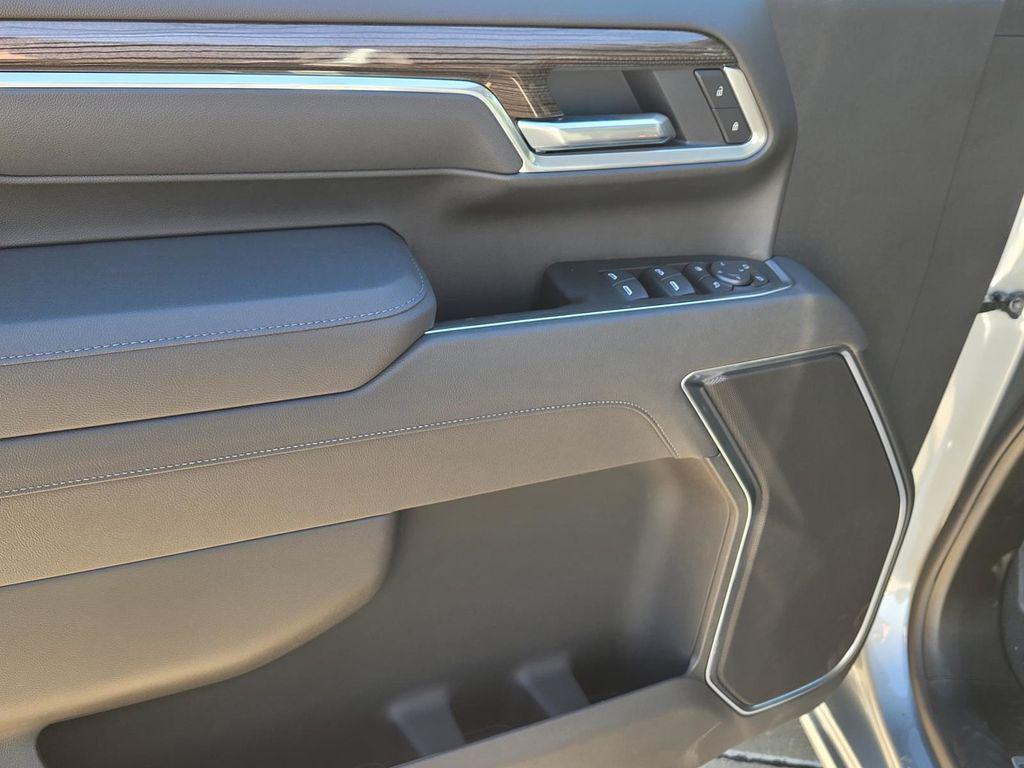 new 2026 Chevrolet Silverado 2500 car, priced at $69,390