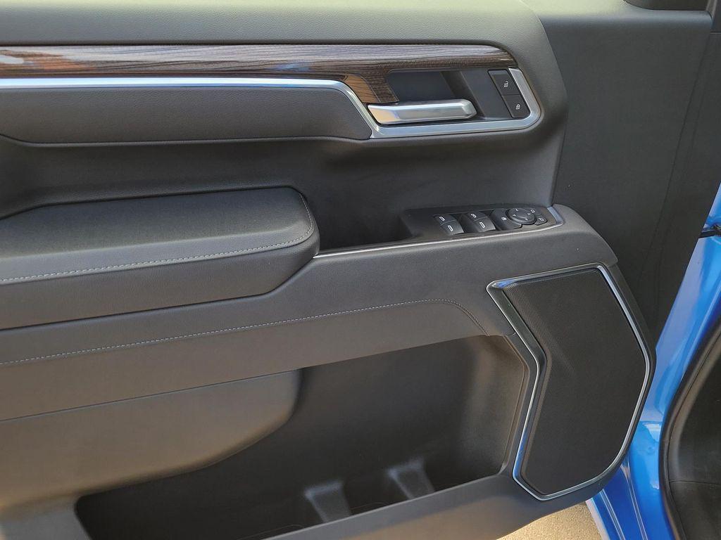new 2025 Chevrolet Silverado 1500 car, priced at $36,590