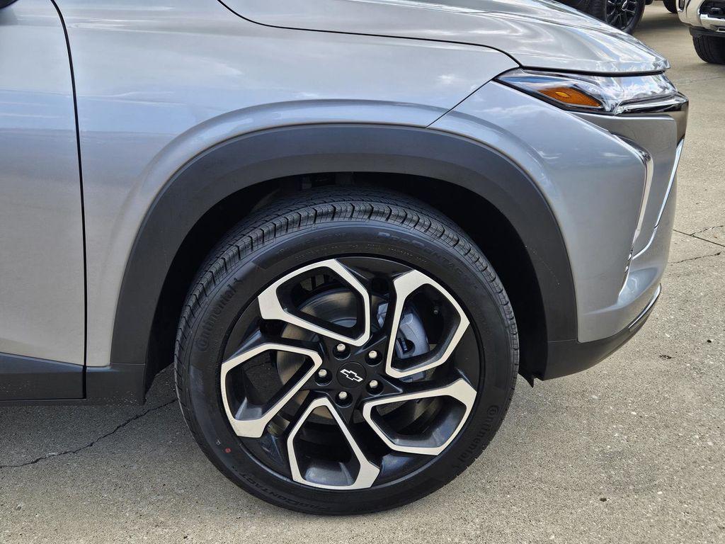 new 2025 Chevrolet Trax car, priced at $22,395