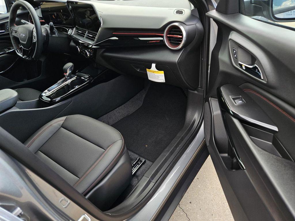 new 2025 Chevrolet Trax car, priced at $23,395