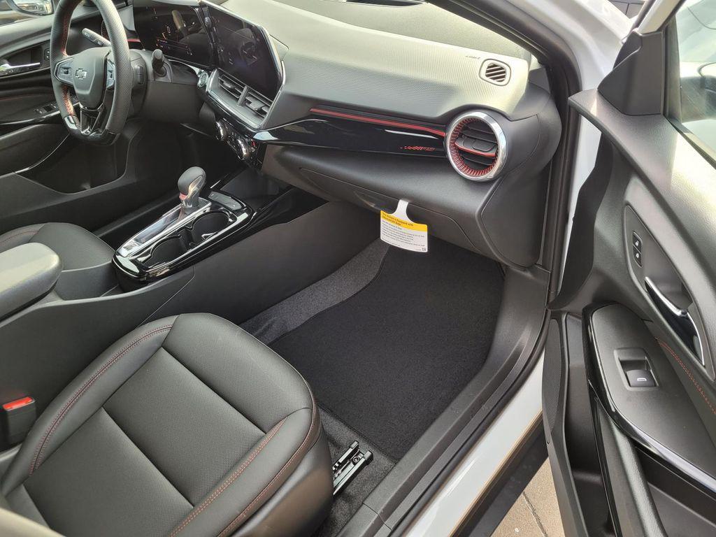 new 2025 Chevrolet Trax car, priced at $24,190