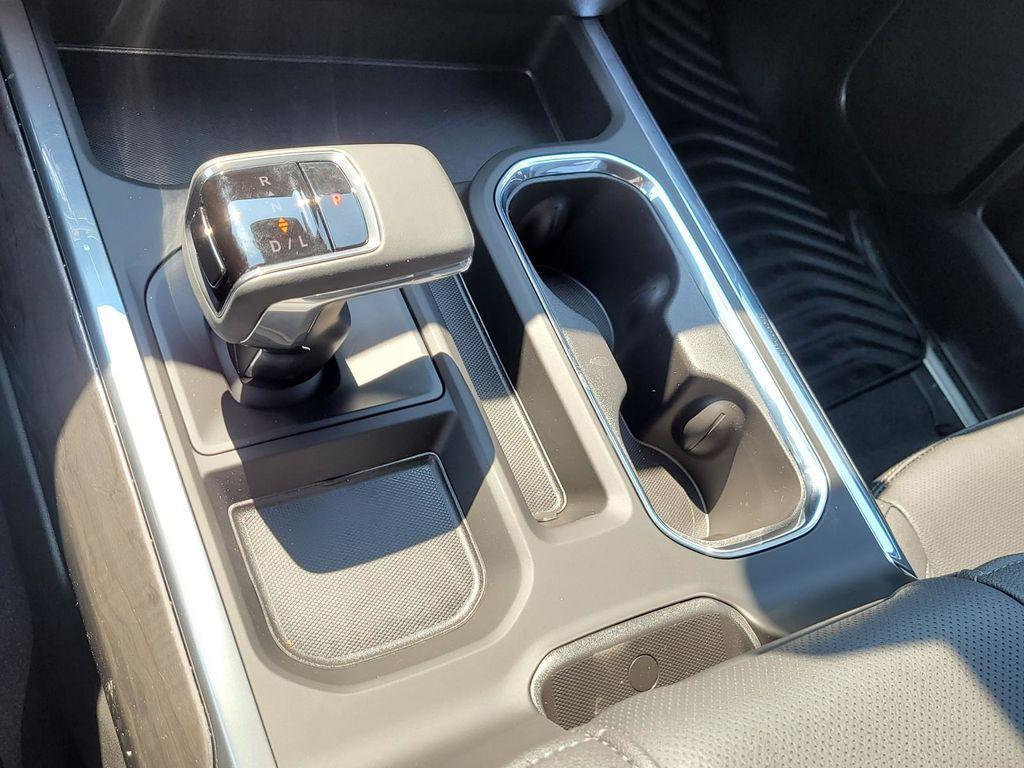 new 2025 Chevrolet Silverado 1500 car, priced at $48,190