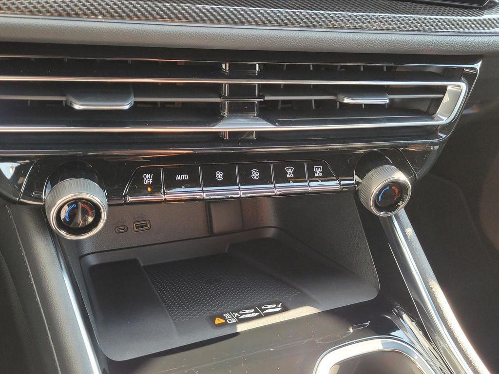 new 2026 Chevrolet Traverse car, priced at $54,911