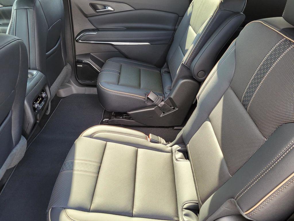 new 2026 Chevrolet Traverse car, priced at $54,911