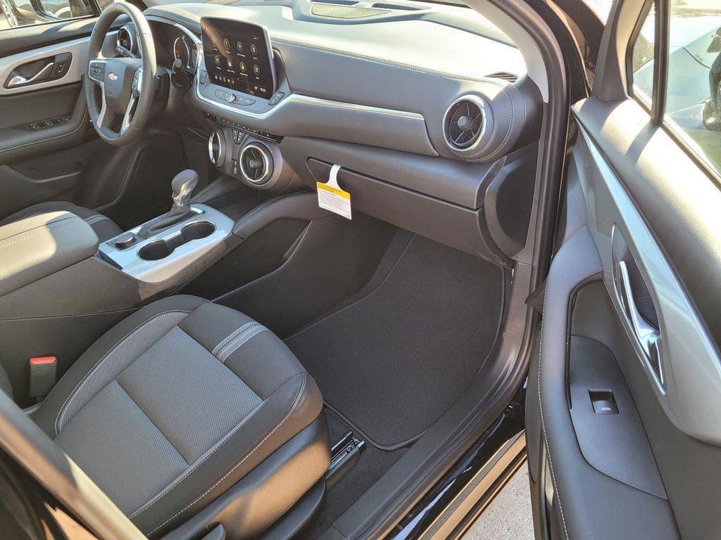 new 2026 Chevrolet Blazer car, priced at $37,195