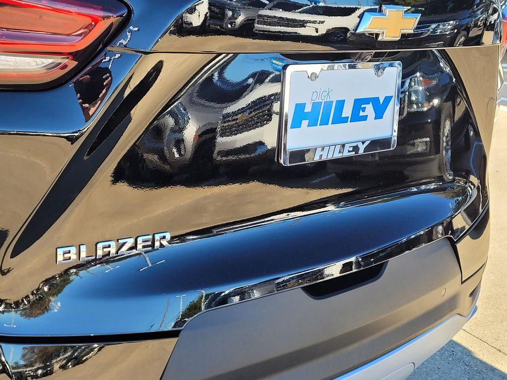 new 2026 Chevrolet Blazer car, priced at $37,195