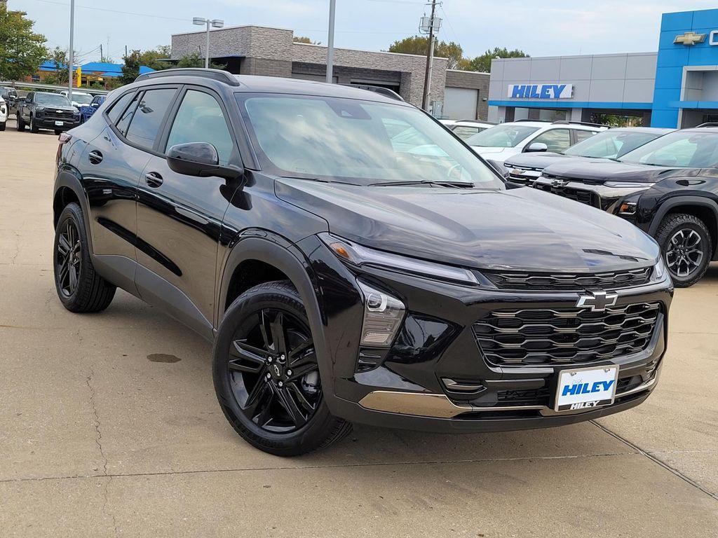 new 2025 Chevrolet Trax car, priced at $25,895