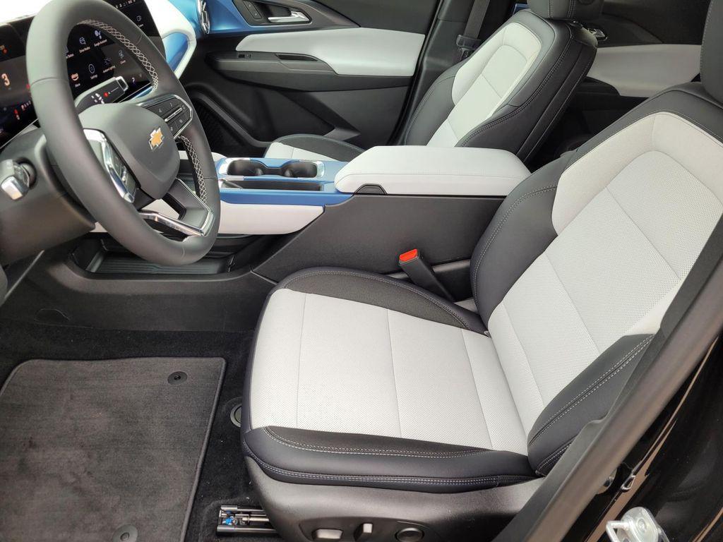 new 2025 Chevrolet Equinox EV car, priced at $34,795
