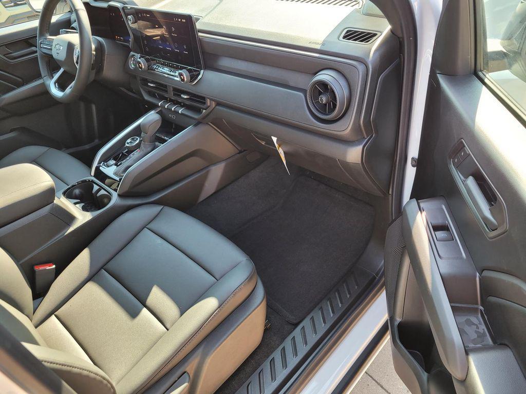 new 2026 Chevrolet Colorado car, priced at $41,870