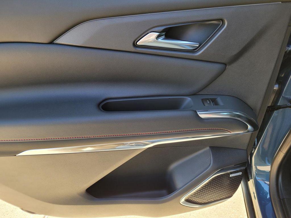 new 2026 Chevrolet Traverse car, priced at $54,746