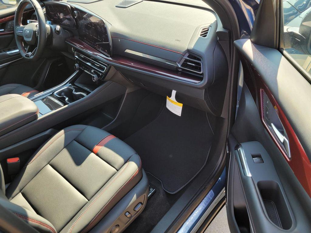 new 2026 Chevrolet Traverse car, priced at $54,746