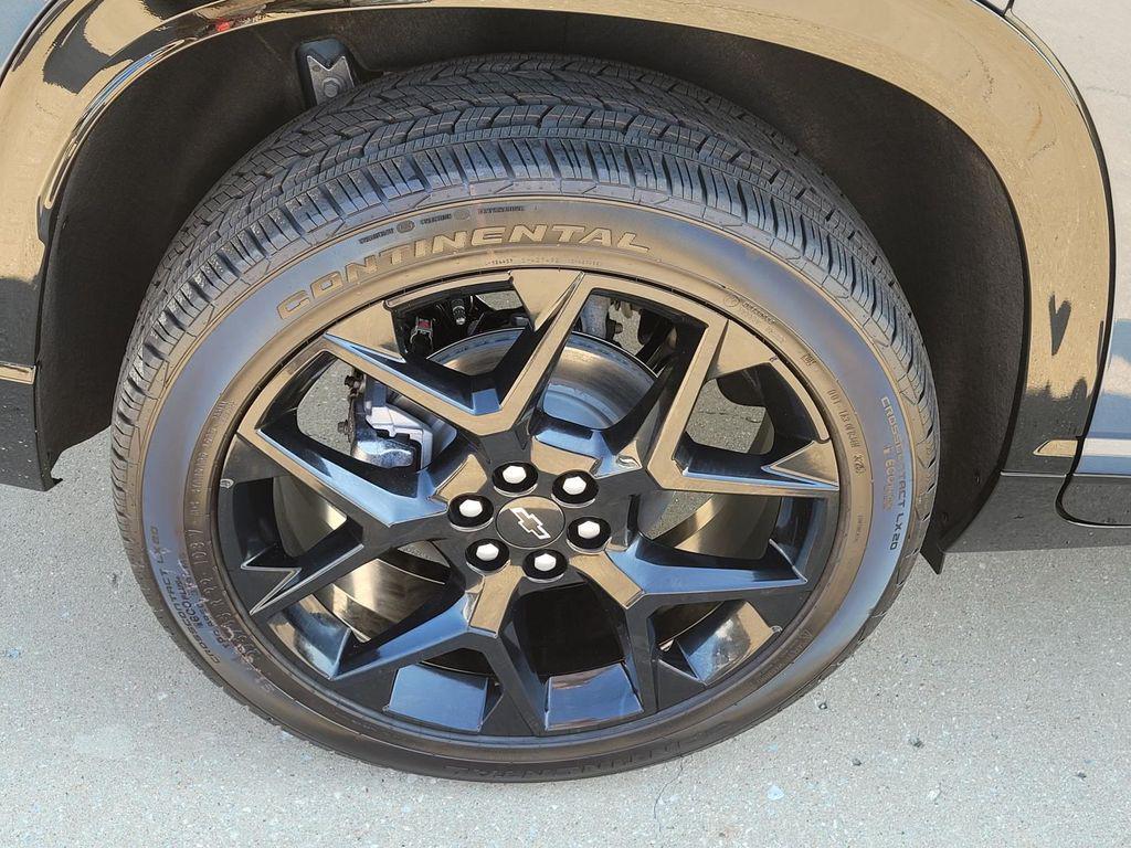 new 2026 Chevrolet Traverse car, priced at $54,746