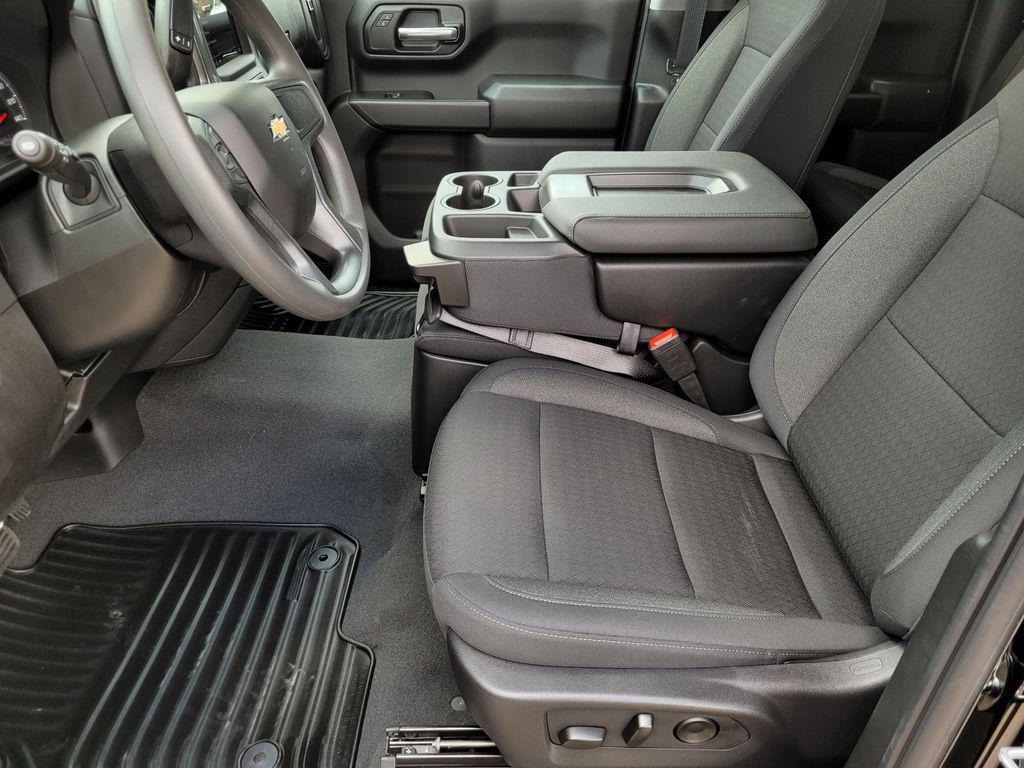new 2025 Chevrolet Silverado 1500 car, priced at $34,295