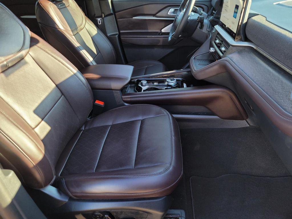 used 2025 Ford Explorer car, priced at $44,991