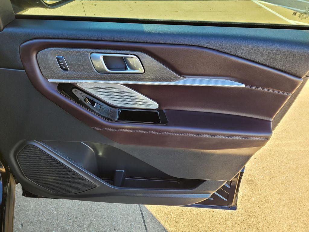 used 2025 Ford Explorer car, priced at $44,991