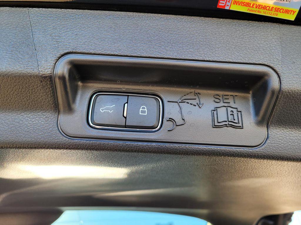 used 2025 Ford Explorer car, priced at $44,991