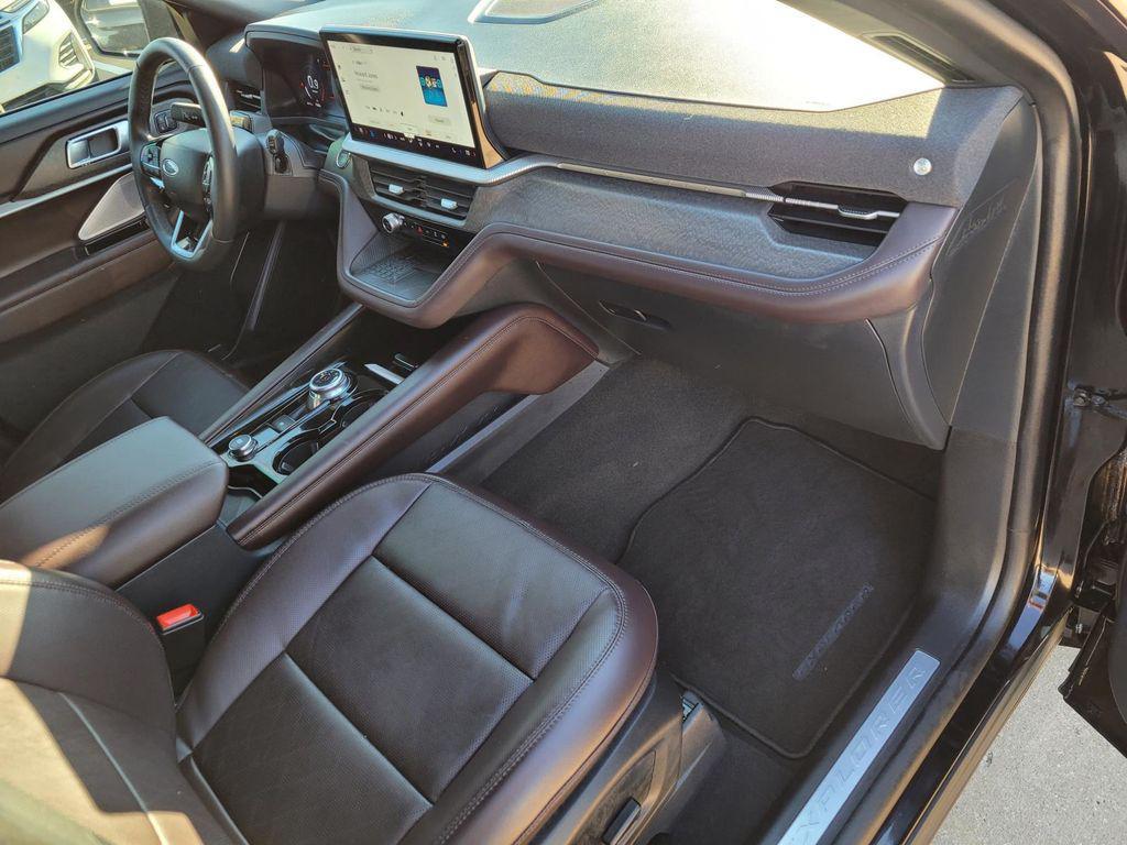 used 2025 Ford Explorer car, priced at $44,991