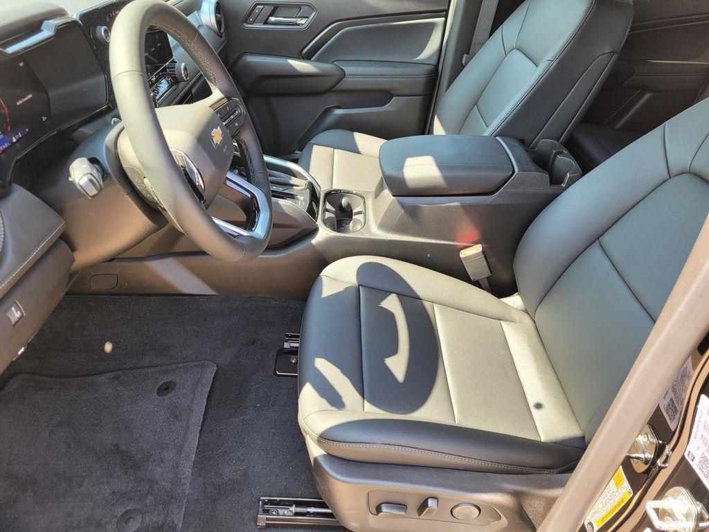new 2026 Chevrolet Colorado car, priced at $36,165