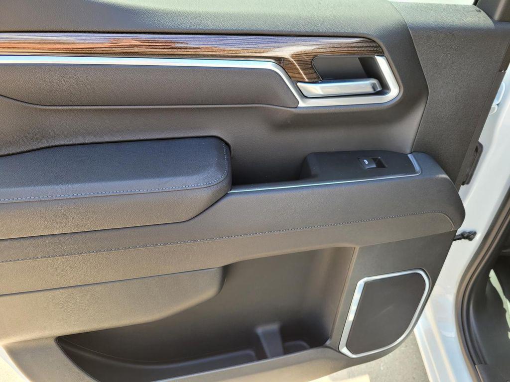 new 2025 Chevrolet Silverado 1500 car, priced at $41,445